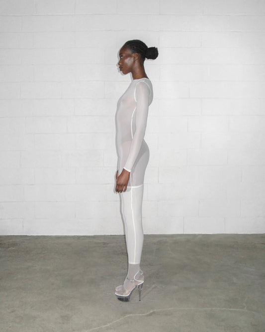 WHITE CATSUIT LONG SLEEVES